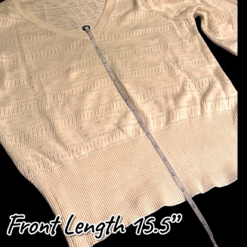 EUC (never worn) VERO MODA V-Neck Crotchet Sweater in Cream. Size Medium - Picture 7 of 7